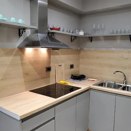 Apartment Helga's Deluxe 3 *