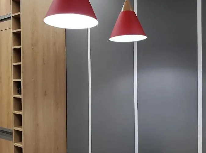 Helga's Deluxe 3 * ティラナ